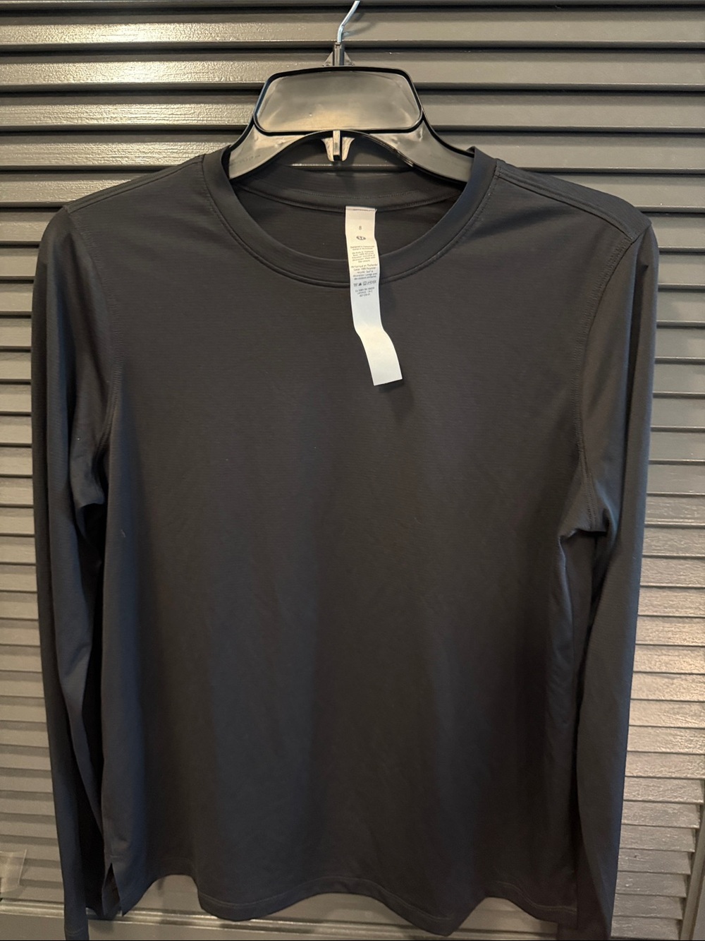 Lululemon Womens Black Long-Sleeve Crewneck Shirt